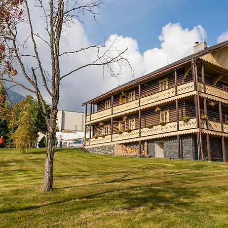 Svajciarsky Dom Casa de hóspedes Vysoké Tatry Exterior foto