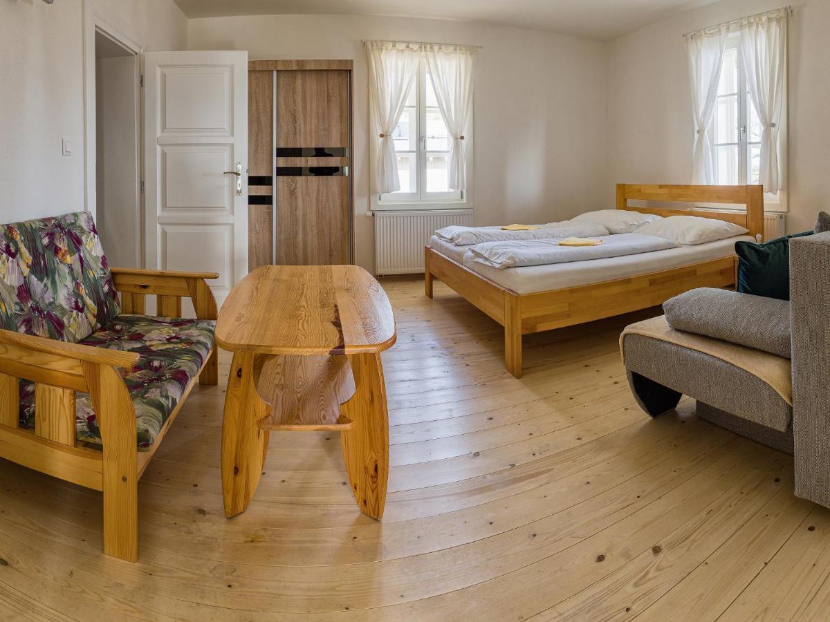 Svajciarsky Dom Casa de hóspedes Vysoké Tatry Exterior foto
