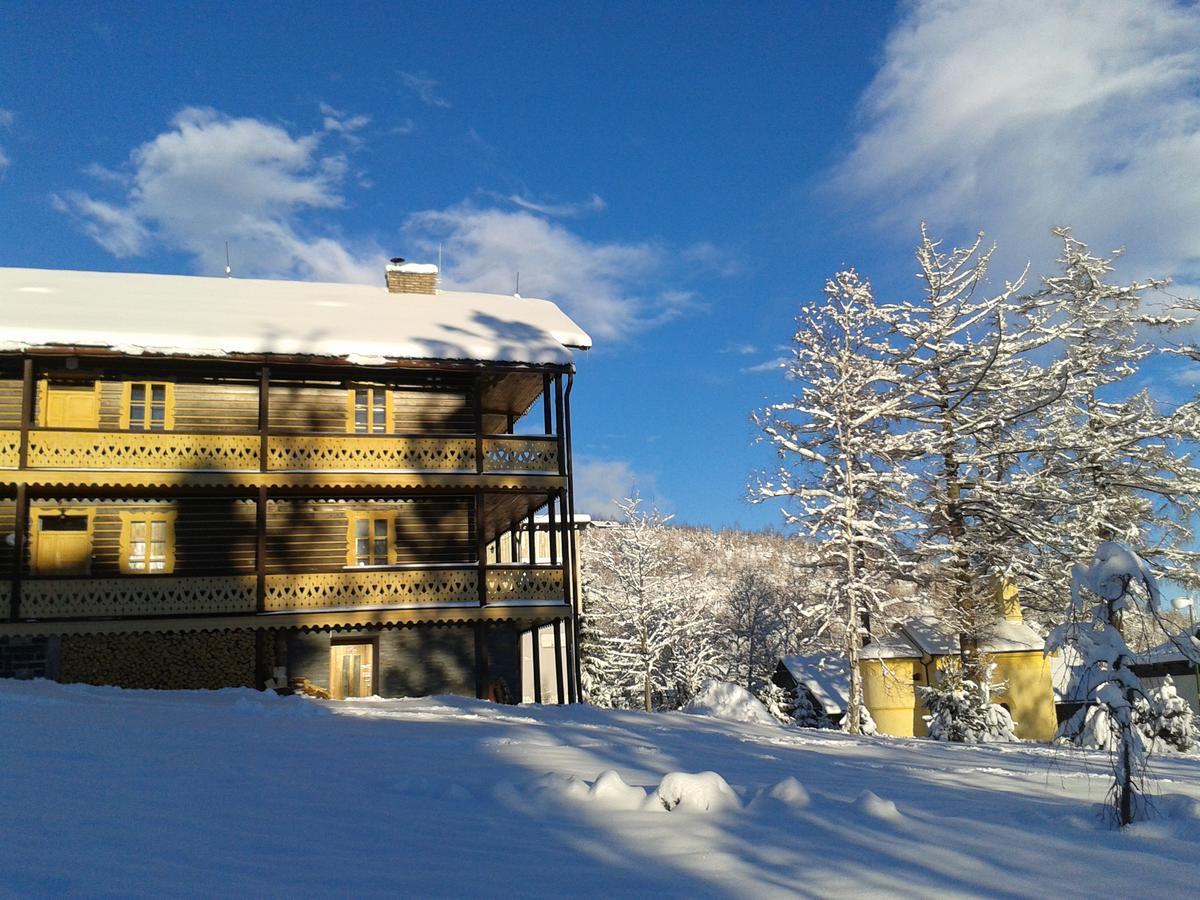 Svajciarsky Dom Casa de hóspedes Vysoké Tatry Exterior foto