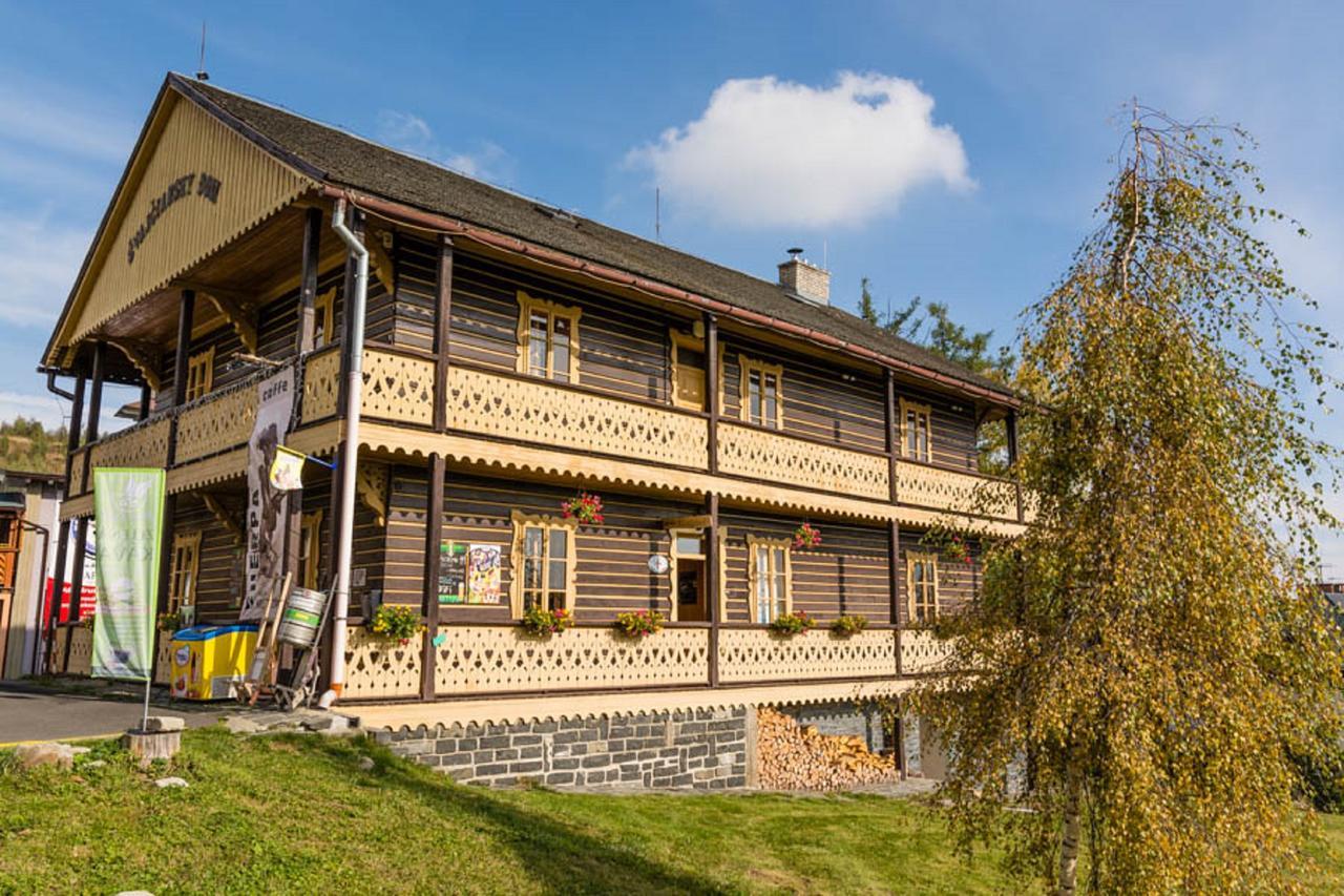 Svajciarsky Dom Casa de hóspedes Vysoké Tatry Exterior foto