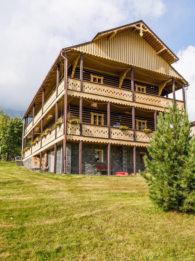 Svajciarsky Dom Casa de hóspedes Vysoké Tatry Exterior foto